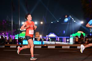 BIB: 2338
                            <button type="button" onclick="openModal(15059025)" class="btn btn-primary btn-sm float-right btn-popup" data-toggle="modal" data-target=".modal-high-quality">
                        <i class="fas fa-shopping-cart"></i> Add to Cart
                    </button>
                                            <button type="button" onclick="isThisMe(15059025, true)" class="btn btn-success btn-sm float-right btn-popup btn-isme hidden" data-toggle="tooltip" data-placement="bottom" title="นี่คือรูปของคุณใช่ไหม คลิกที่นี่เพื่อเอาเข้าอัลบั้ม">
                        <i class="fas fa-plus"></i> Add to album
                    </button>
                    <button type="button" onclick="isThisMe(15059025, false)" class="btn btn-warning btn-sm float-right btn-popup btn-isnotme hidden">
                        <i class="fas fa-ban"></i> Remove from album
                    </button>